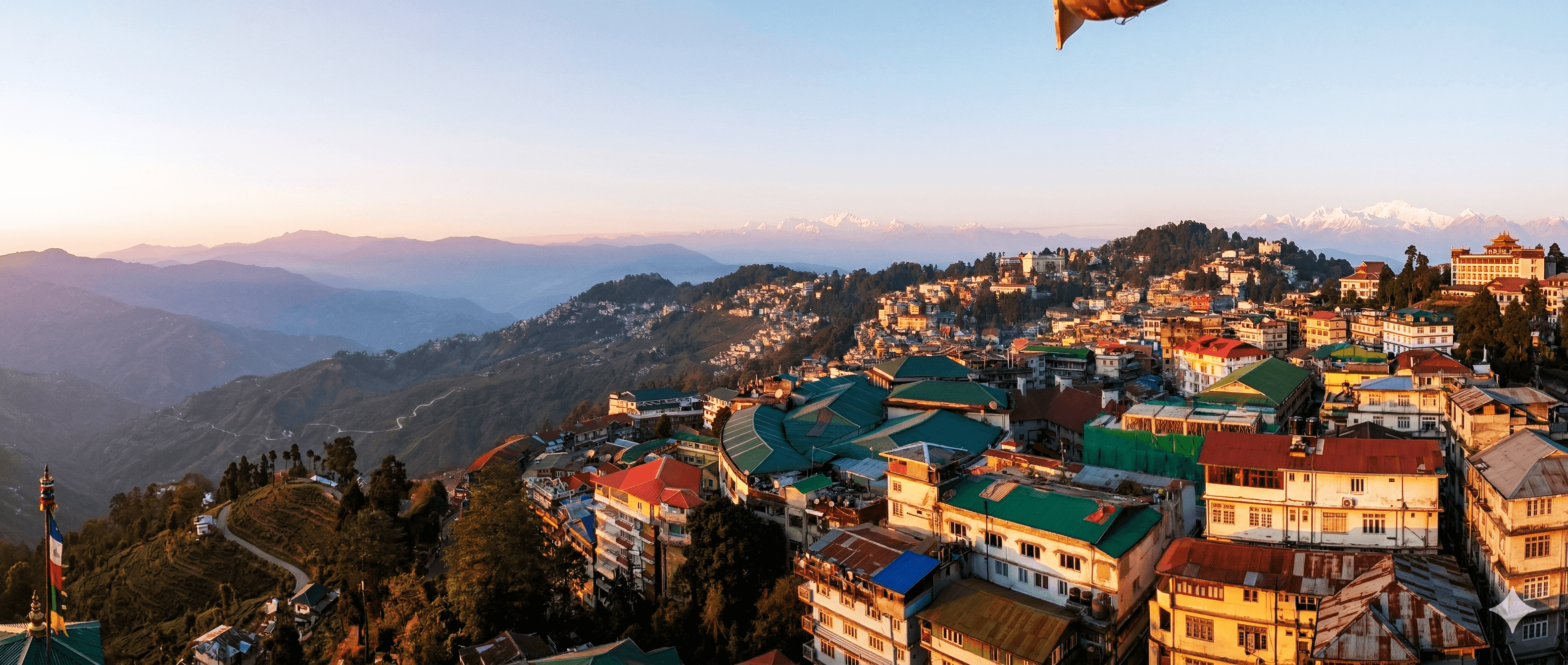 Darjeeling & Lamahatta: Tea, Trains & Himalayan Views